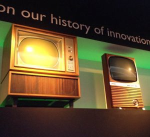 Philips busca el televisor más antiguo de España
