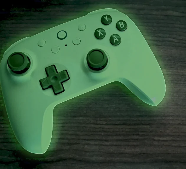 El mando 8BitDo Ultimate 2C sorprende