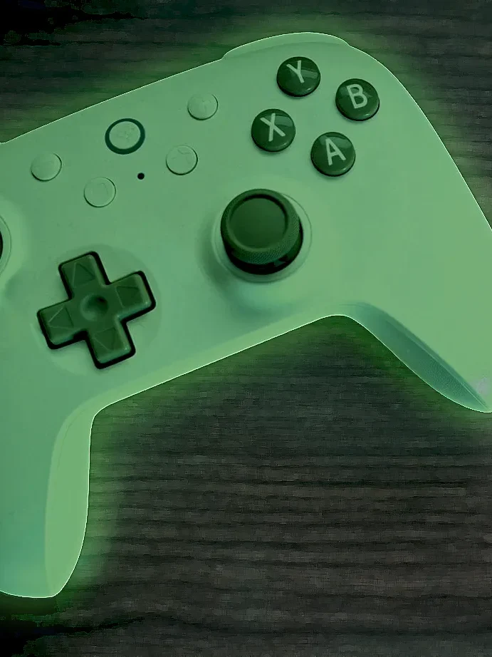El mando 8BitDo Ultimate 2C sorprende