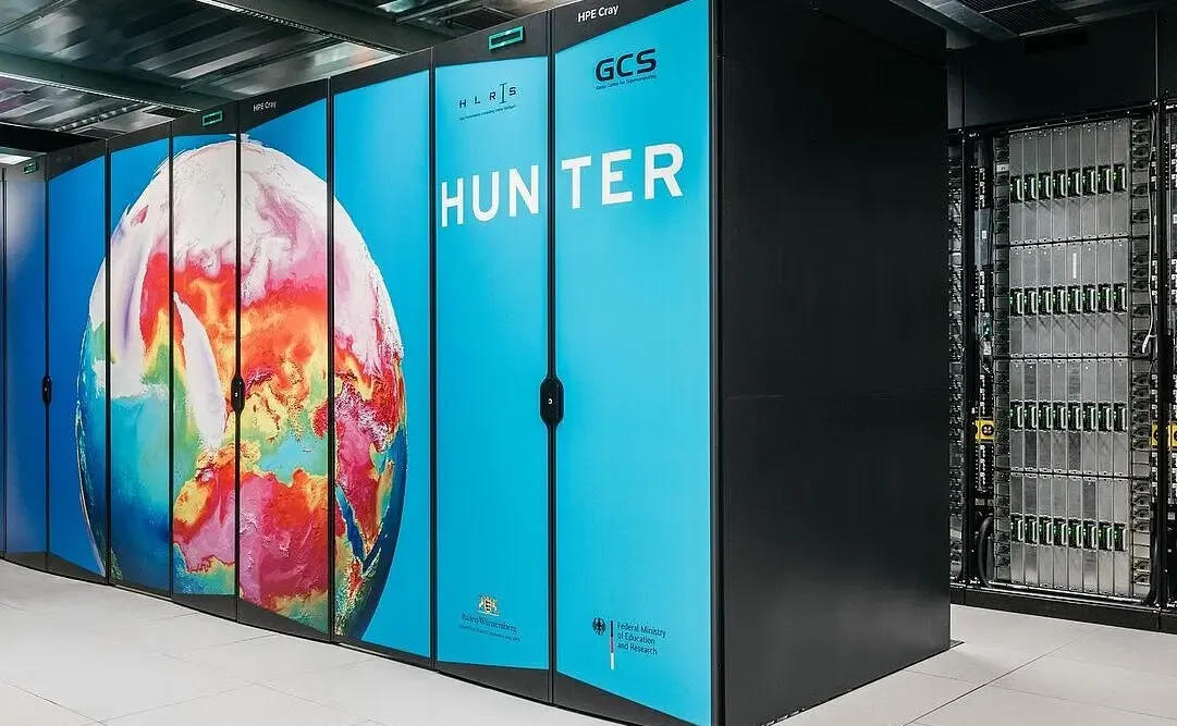 cluster aI Hunter Supercomputer AMD Top500