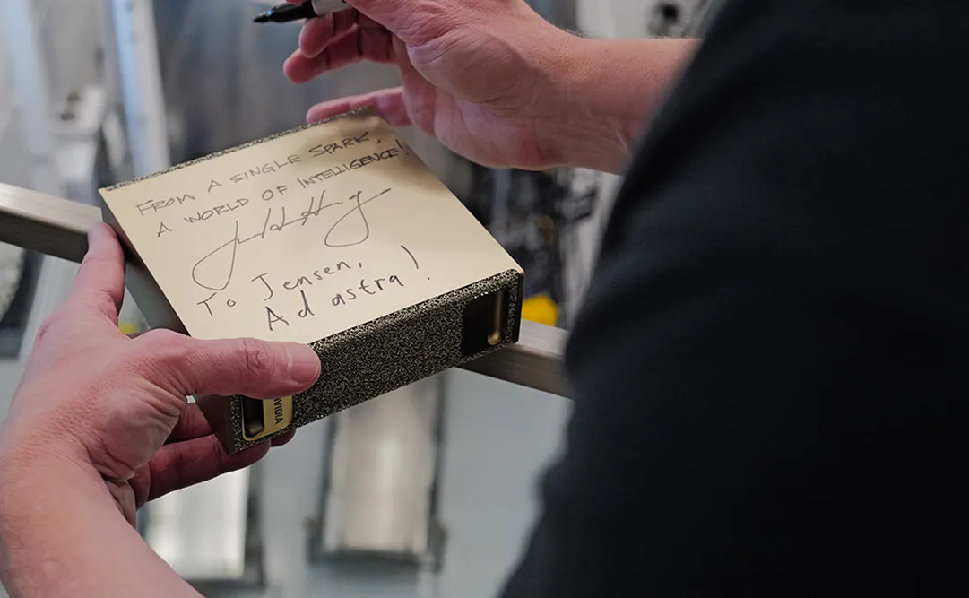 NVIDIA regala a Elon Musk su primer DGX Spark