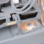 Caja Corsair presenta su semitorre 3200D con mejor ventilación