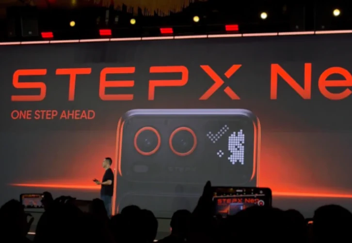 Nuevo móvil con IA agéntica StepX Neo